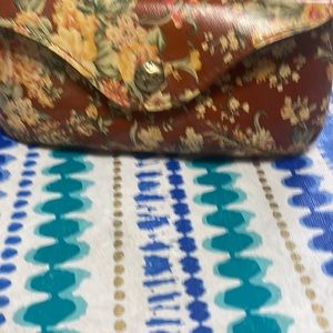 Patricia Nash eyeglass holder